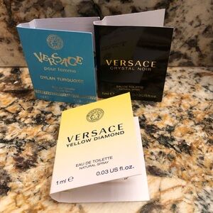 Set of 3 Versace Luxury Women’s Designer Sampler Sample Vial Spray Card Bundle